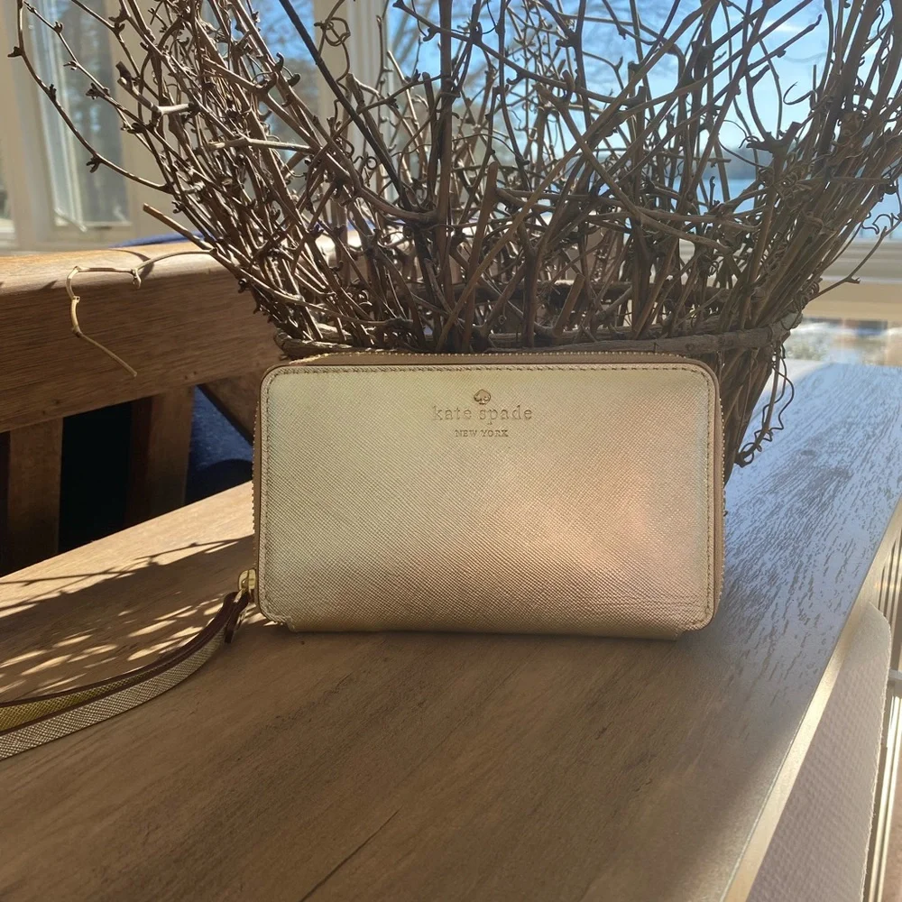 Kate Spade Metallic Gold Wallet